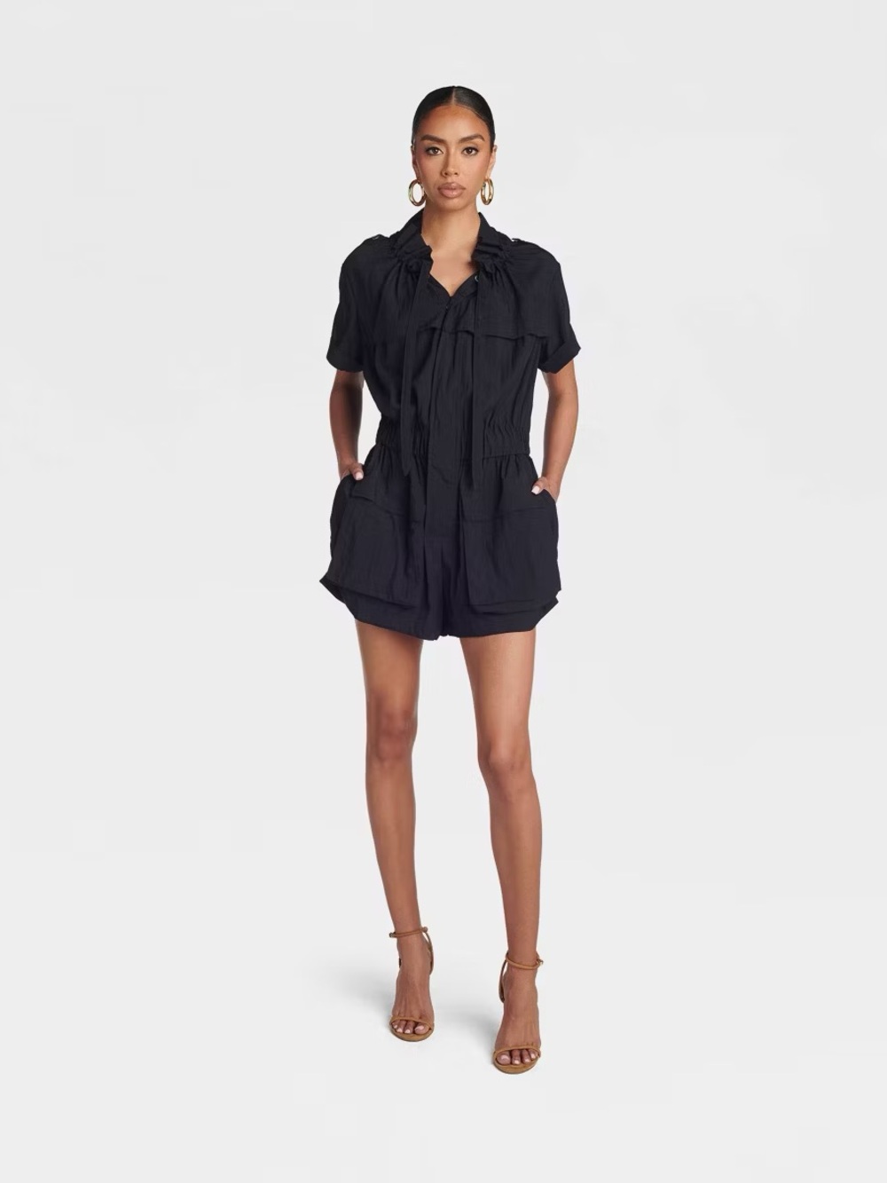 🎯💙 NWT! Navy Blue KBB by KAHLANA Short Sleeve ‘The Utility Romper' - Size
XL - Picture 4 of 10